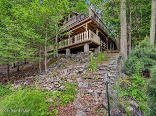 25 Bruin Rd, Lake Ariel, PA 18436