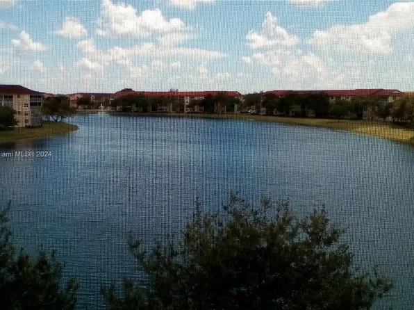 13100 SW 11th Ct APT 409C, Pembroke Pines, FL 33027
