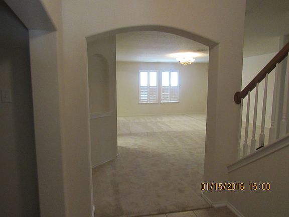 4th image of 818 Anarbor Post