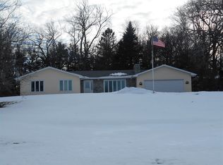 807 S Broadway St, Bloomfield, NE 68718