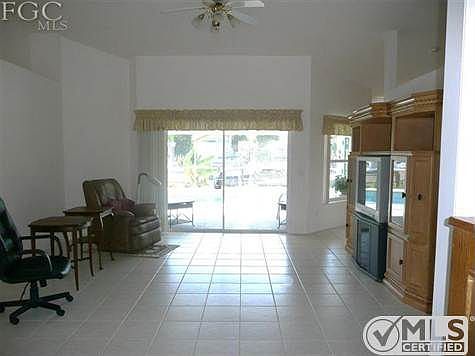 3rd image of 4933 SW 9th Pl