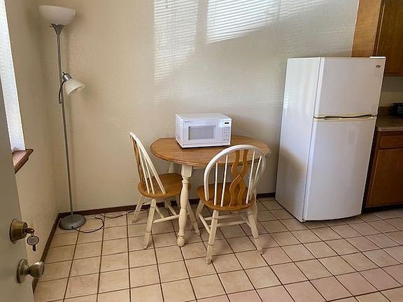 3rd image of 2560 S Espina St #1