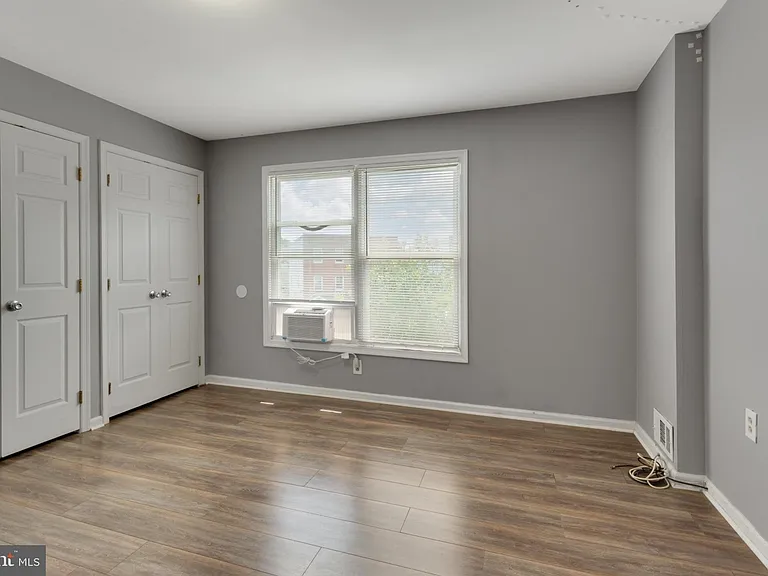 1719 Ridge Ave — Photo 30
