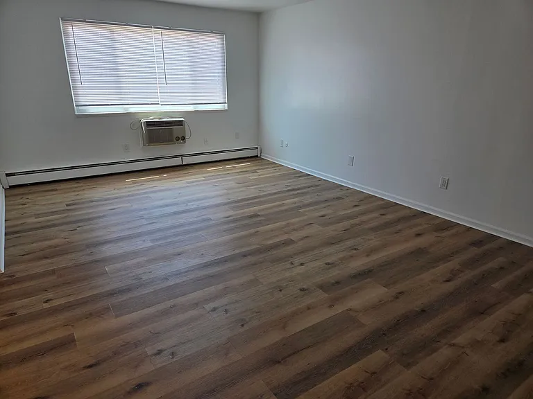 Sage Terrace Apartments — Photo 13