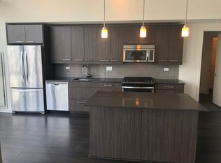 917 W Lake St #2304, Chicago, IL 60607