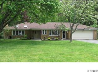 116 Scotch Ln, Rochester, NY 14617