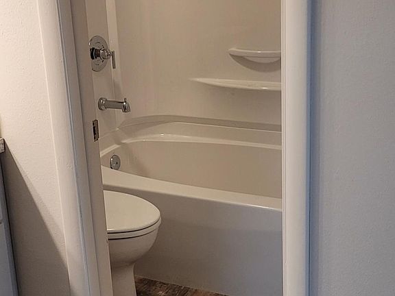 3rd image of 702 Avenue E #4