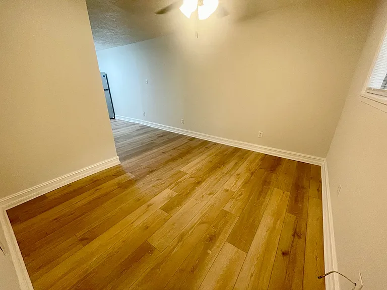 219 Harrell St #3 — Photo 5