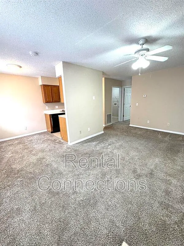 1 bed, 1.0 bath, $750 — Photo 1