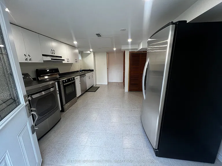 126 Rangoon Rd #BASEMENT — Photo 9
