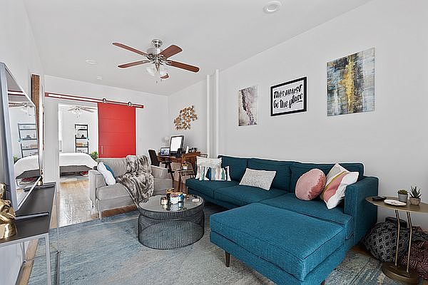 2nd image of 117 Roebling St #3R