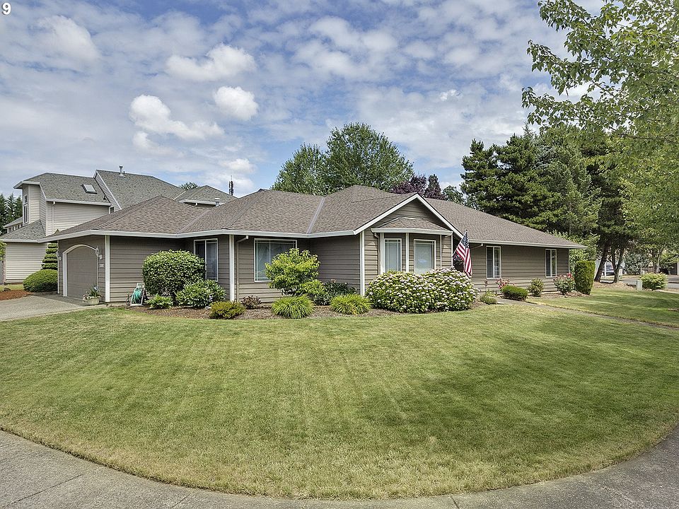 1st image of 3382 NE Corona Ct