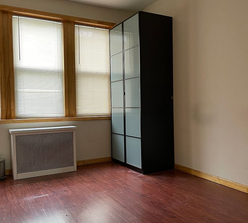 1st image of 6118 Broadway