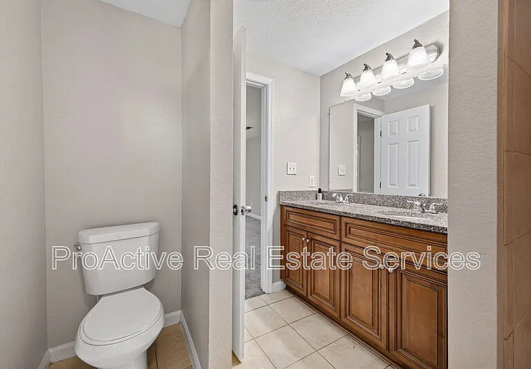 1065 Lindenwood Ave — Photo 12