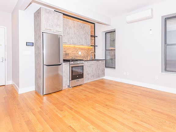 2nd image of 228 New York Ave APT 4B