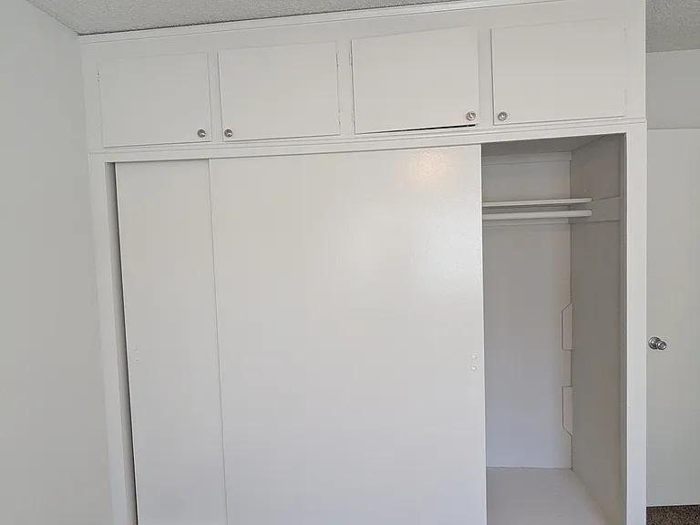 1009 E Grand Ave #1 — Photo 8