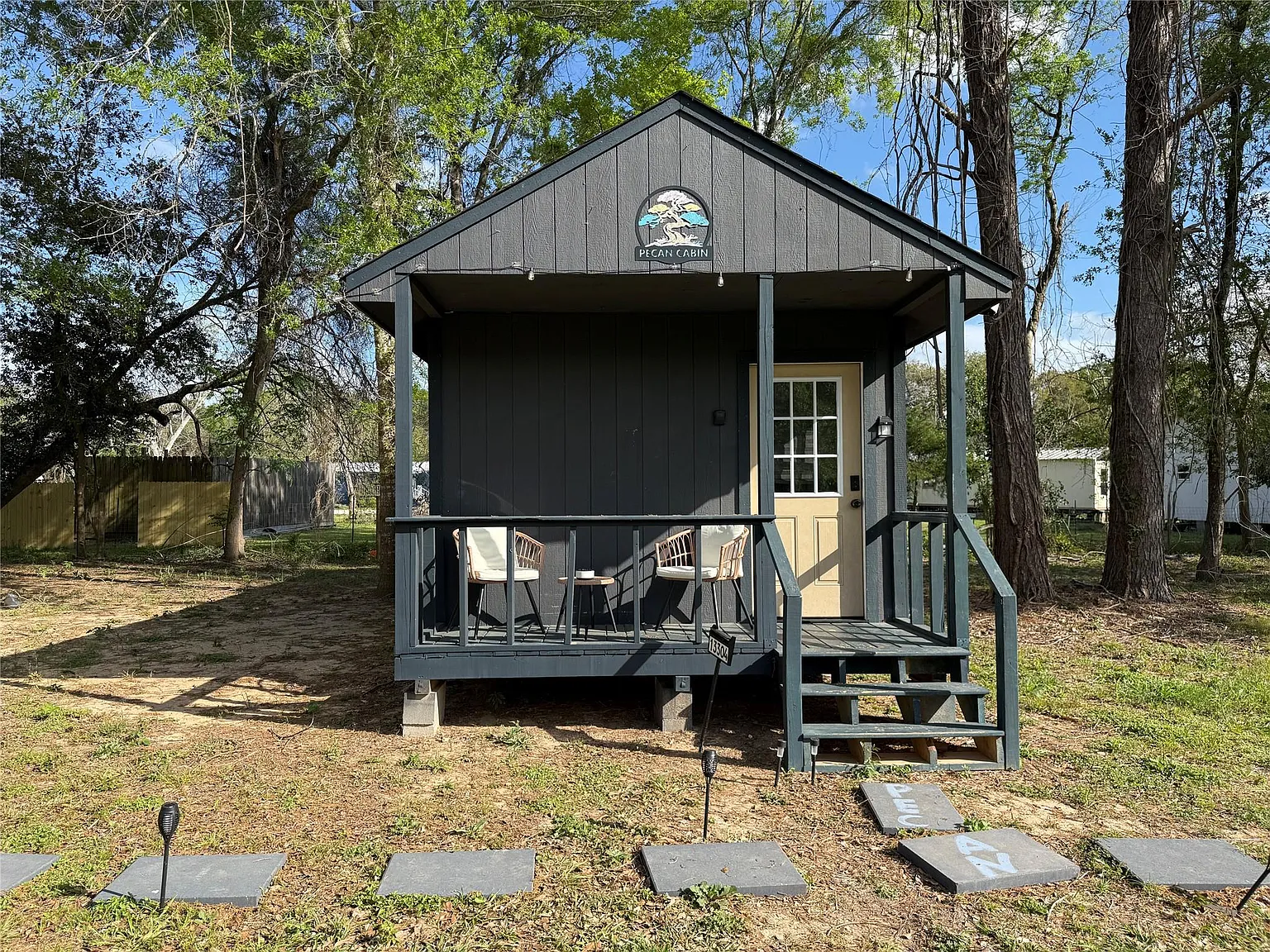 1 bed, 1.0 bath, 384 sqft, $1,500 — Photo 3