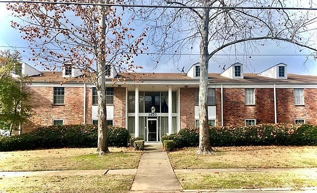 1st image of 3820 Fairfield Ave #122