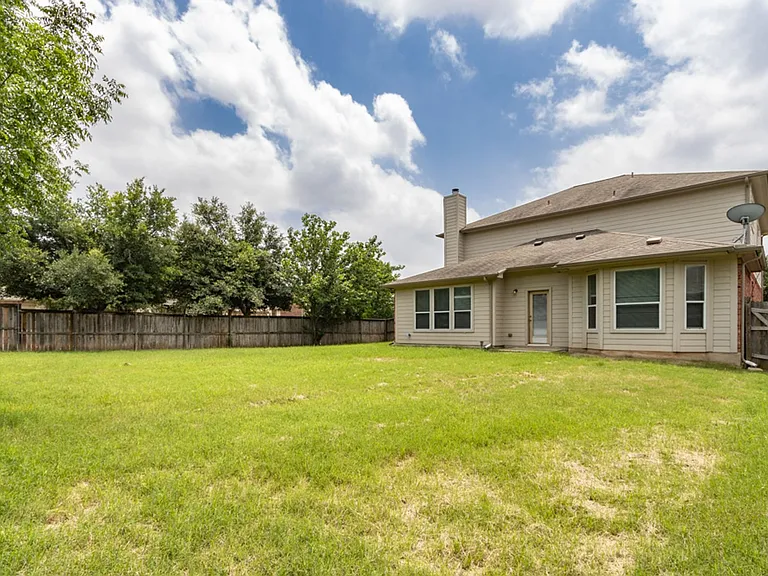 18601 Derby Hill Ln — Photo 43