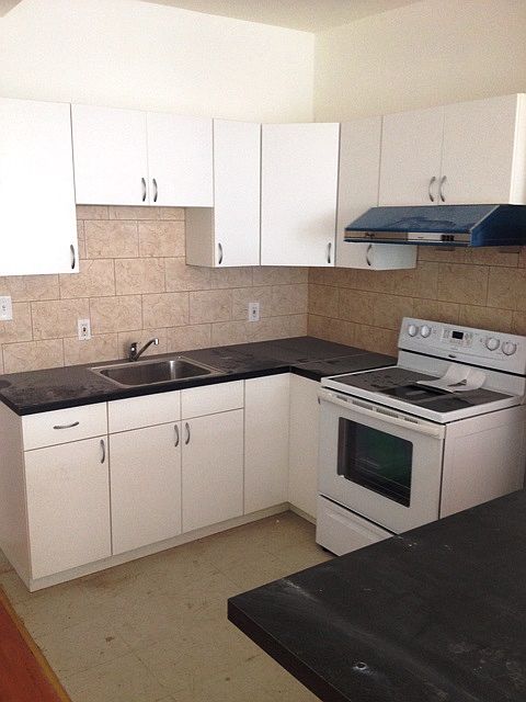 1431 S. 22nd St Philadelphia PA