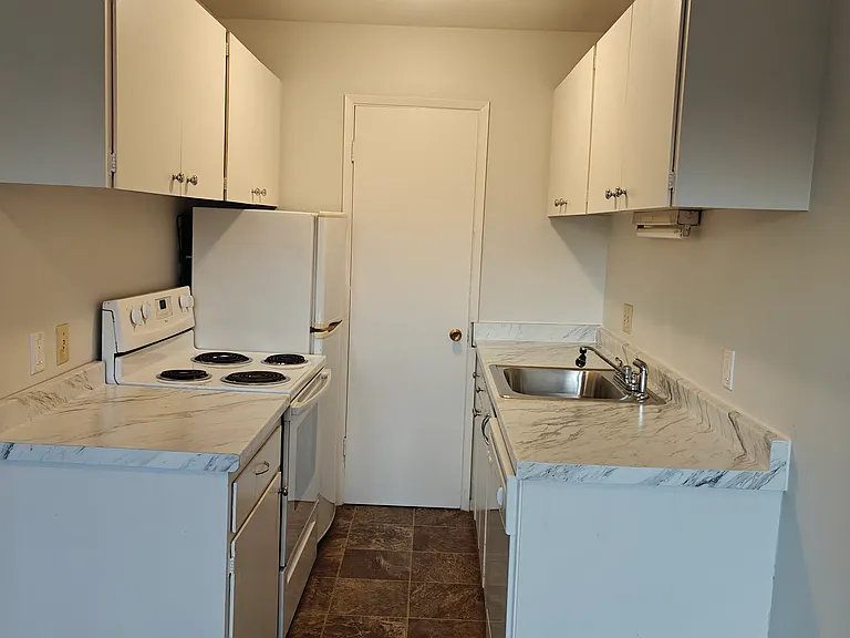 8450 Delridge Way SW #3E — Photo 2