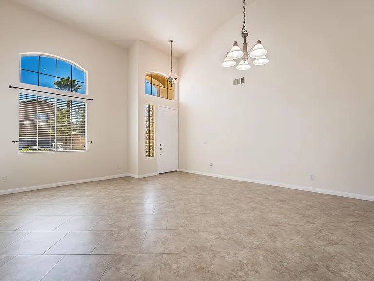 4828 Whisper Lake Ave — Photo 5