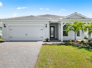 7517 Paradise Tree Dr, North Fort Myers, FL 33917