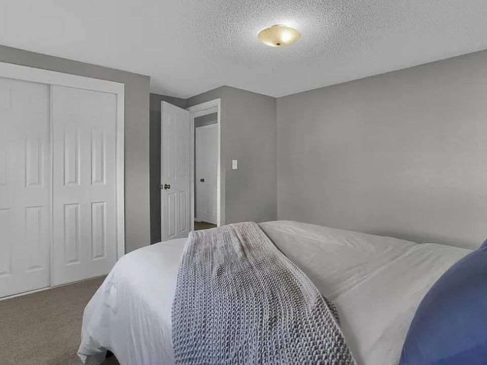 2nd image of 3020 Fireweed Dr