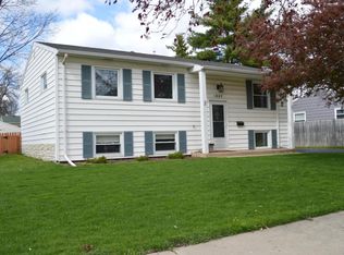 1867 37th St NW, Rochester, MN 55901