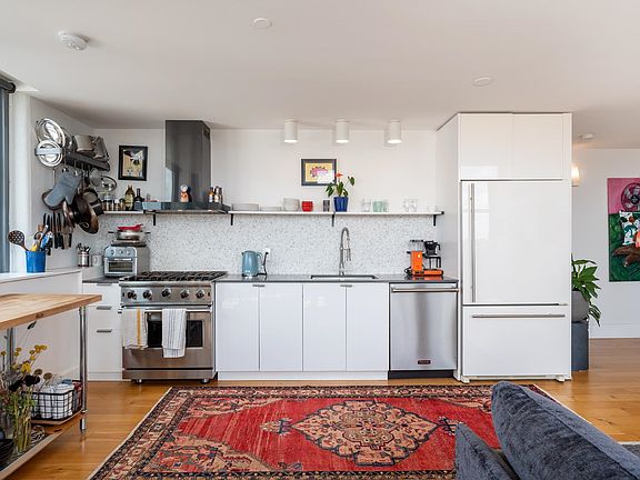 3rd image of 50 Dey St APT 629