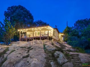 23541 Old Wagon Rd, Escondido, CA 92027