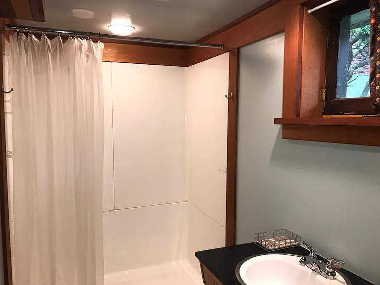 Basement - Full Bath