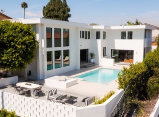 2380 Venus Dr, Los Angeles, CA 90046