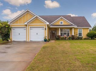 28 Autumns Wood Dr, Brunswick, GA 31525