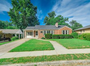1707 Hayselton Dr, Jefferson City, MO 65109
