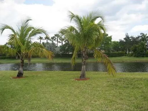1560 Orion Ln, Fort Lauderdale, FL 33327