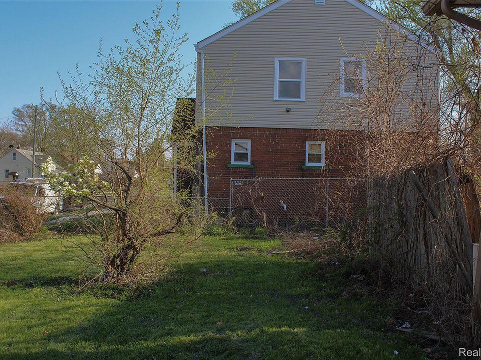 1st image of 18933 Anglin St