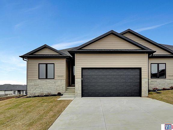 3rd image of 10600 Majestic Ln