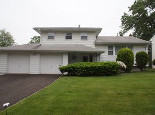 439 Ramsey Cir, Union, NJ 07083