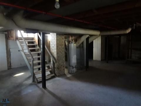 5th image of 11684 Prest St