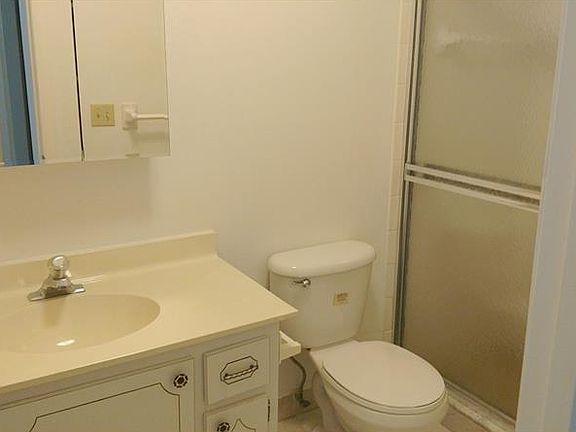 5th image of 5606 11th Ave W