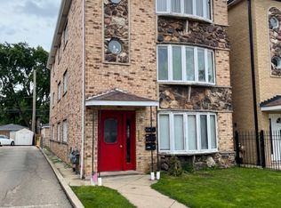 6119 N Pulaski Rd APT 3, Chicago, IL 60646