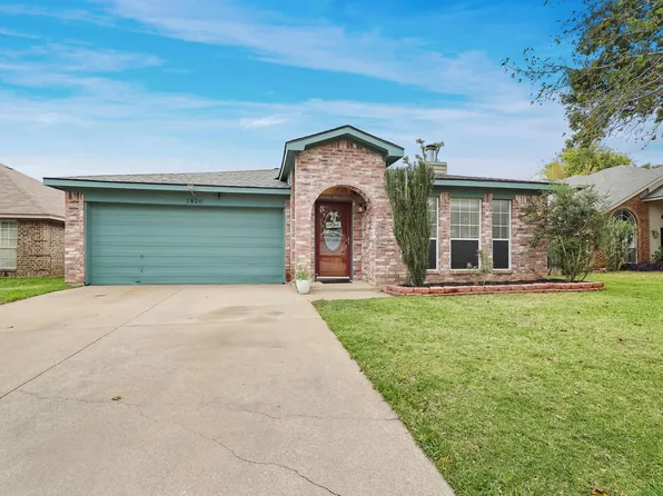 1820 Gainsborough Way, Fort Worth, TX 76134
