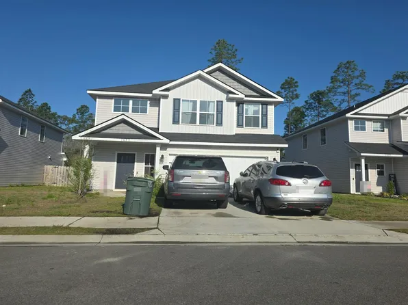 1023 Grayson Ave, Hinesville, GA 31313