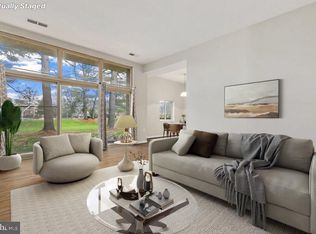 18607 Walkers Choice Rd APT 2, Montgomery Village, MD 20886