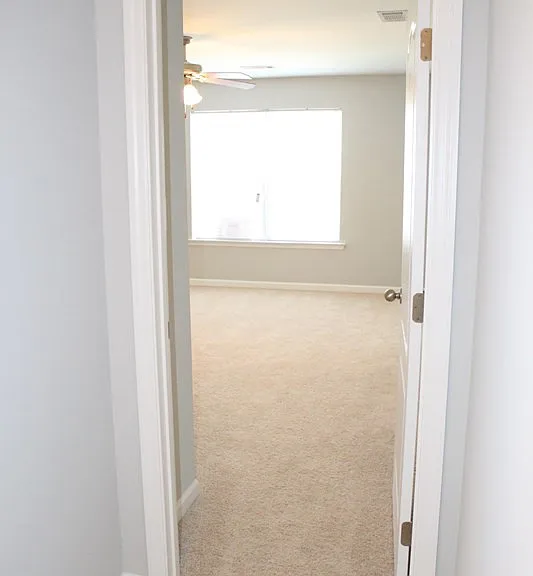 831 Erika Ln — Photo 32