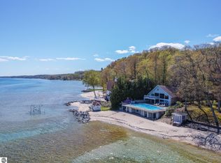 8485 S West Bay Shore Dr, Traverse City, MI 49684
