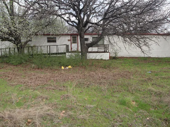 155 Wonder Dr, Springtown, TX 76082