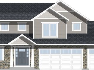 1714 Whalen Dr, Oconomowoc, WI 53066