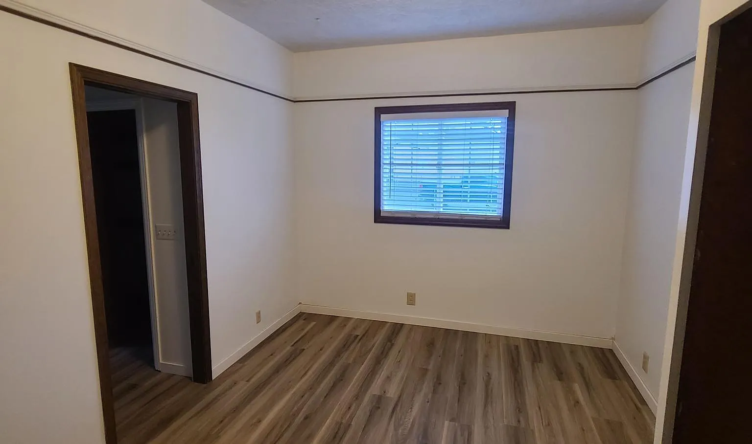 3 bed, 1303 sqft, $2,300 — Photo 4